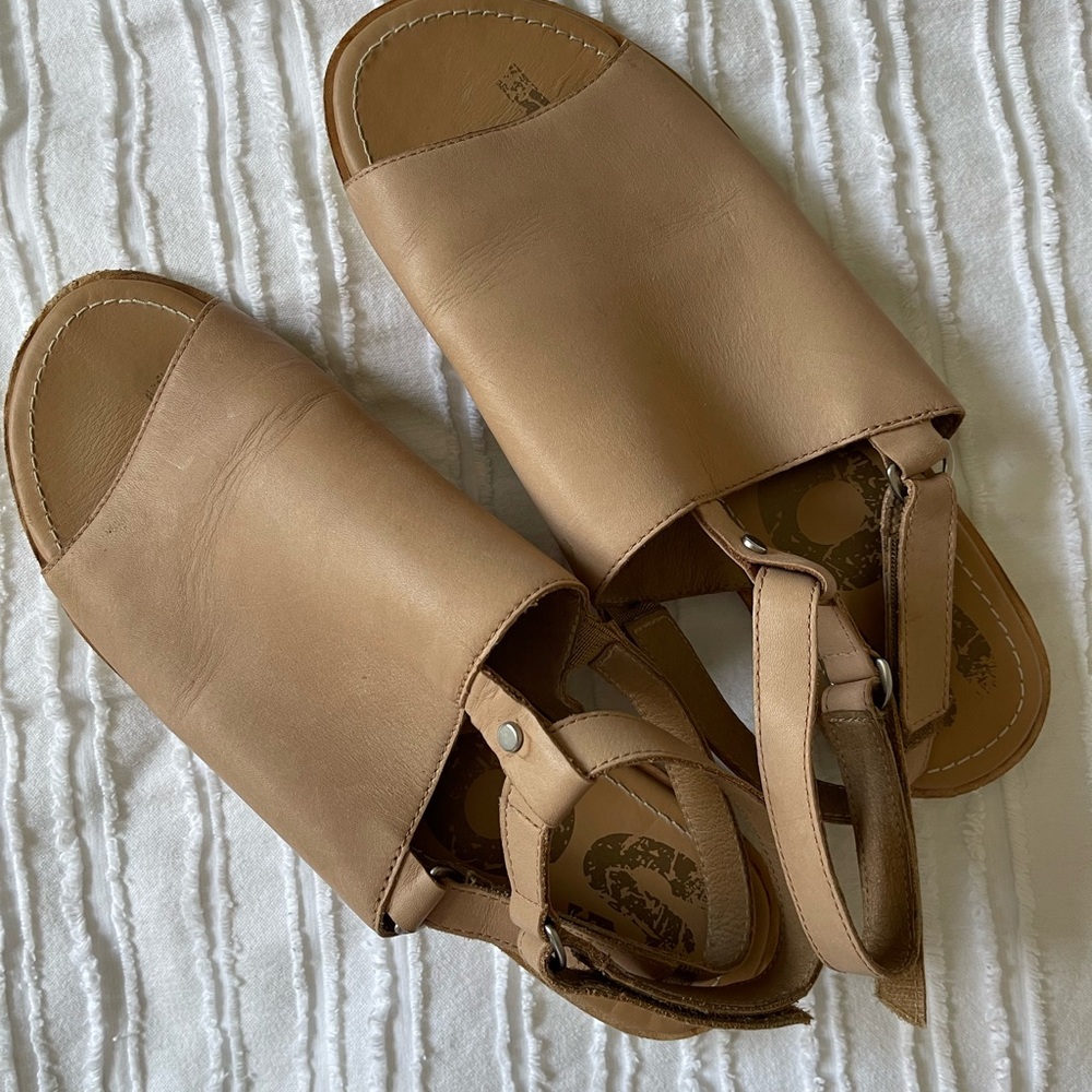 Tan Sandals